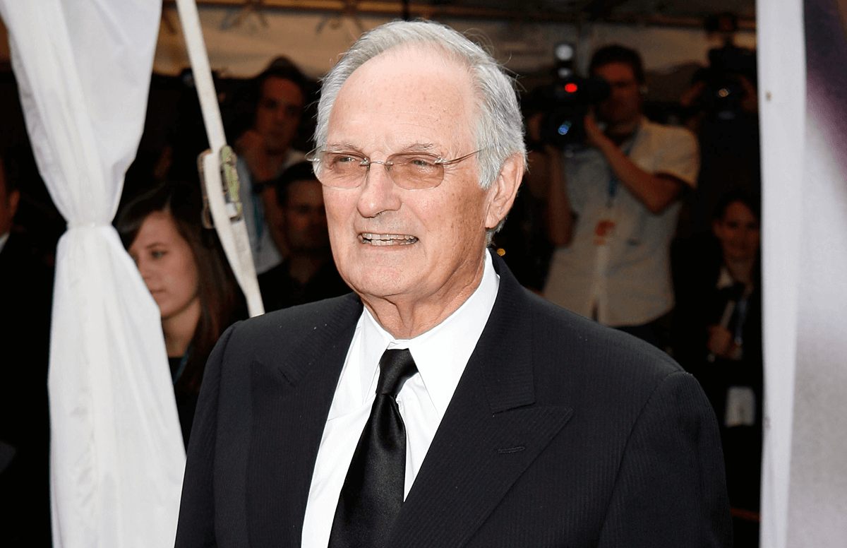 Alan Alda met his wife in the most Alan Alda way