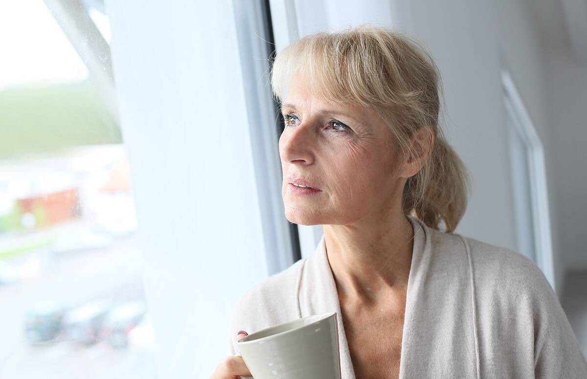What to Say When a Friend Is Grieving a Spouse
