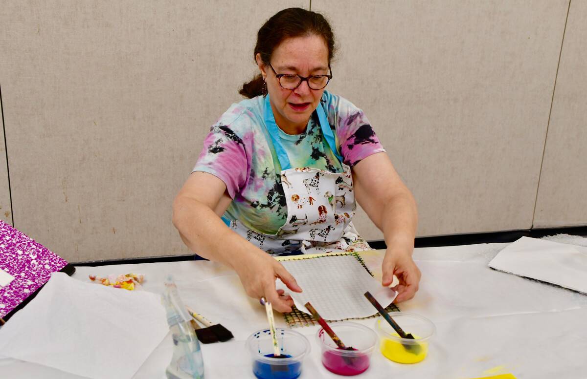 What It's Like to Take a Fabric Art Class for Older Students