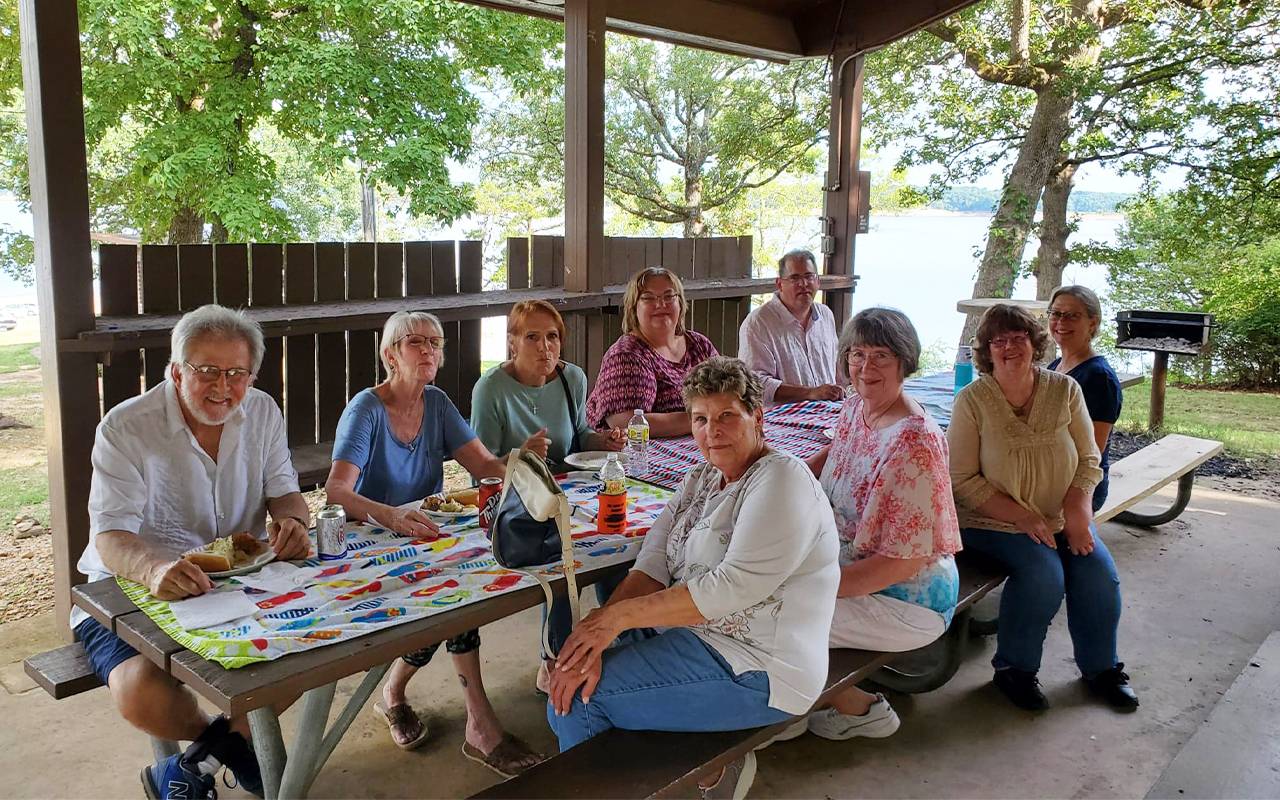 Feeling Lost Social Groups Can Give You This - 7buy4le