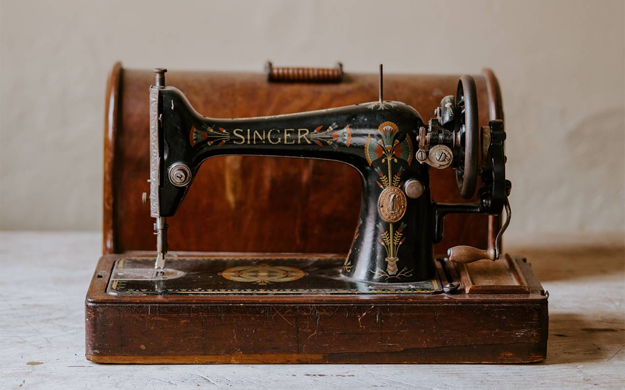 How to Thread a Singer Tradition Sewing Machine, Troubleshooting Tips