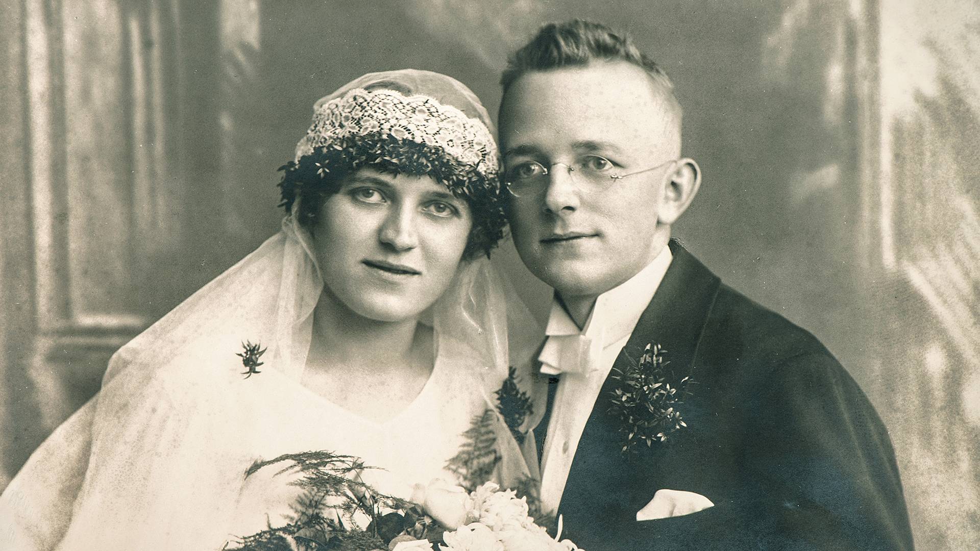 2020 Was The Year Of The Micro Wedding Are They Here To Stay Rewire