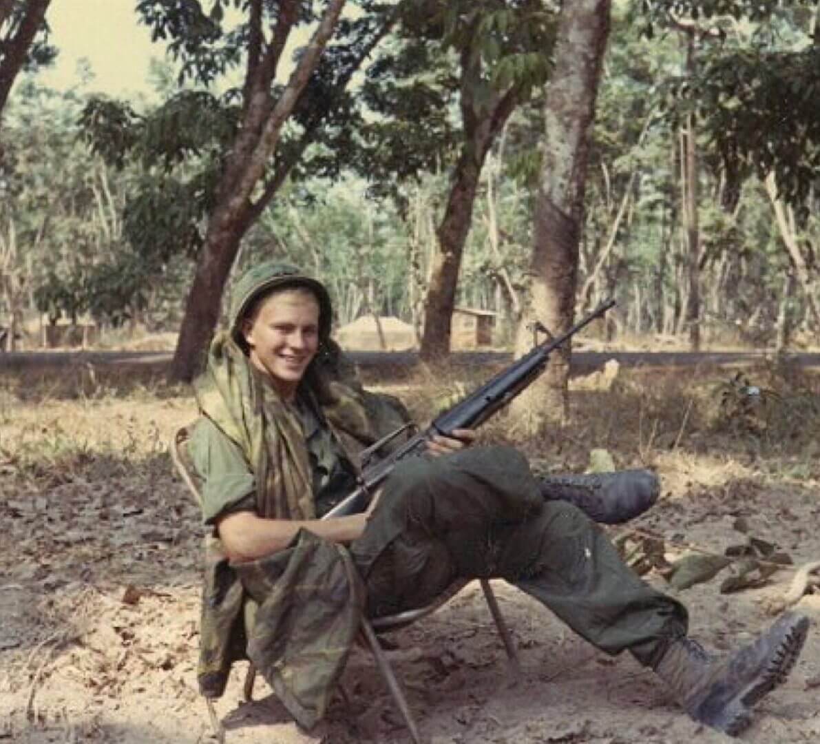 soldier in vietnam