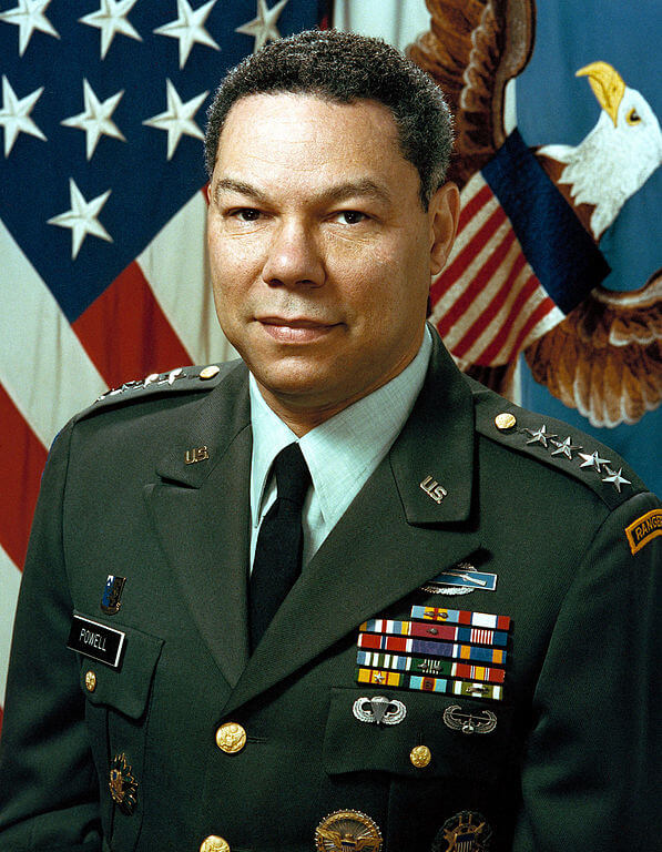 Portrait of United States Army General Colin Powell in military uniform.