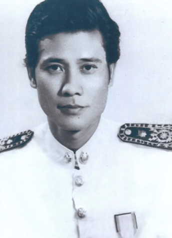 Royal Lao Army soldier in uniform